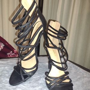 NWOT Black strappy heels size 8.5